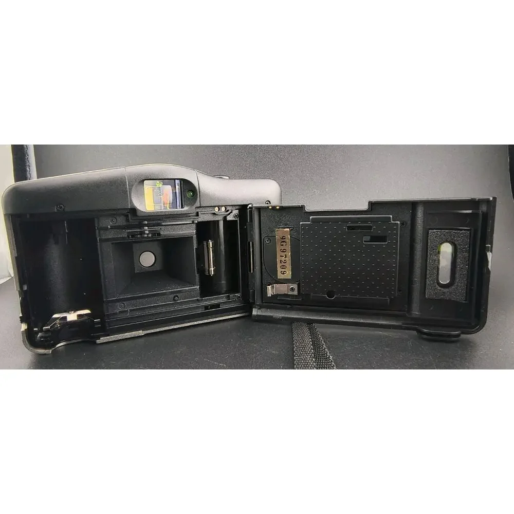 Bell & Howell Big Finder 35mm Camera w/ Case Tested